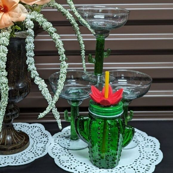 Cactus Margarita Bundle of Two 1- cactus tumbler 1- margarita glass - Picture 1 of 11